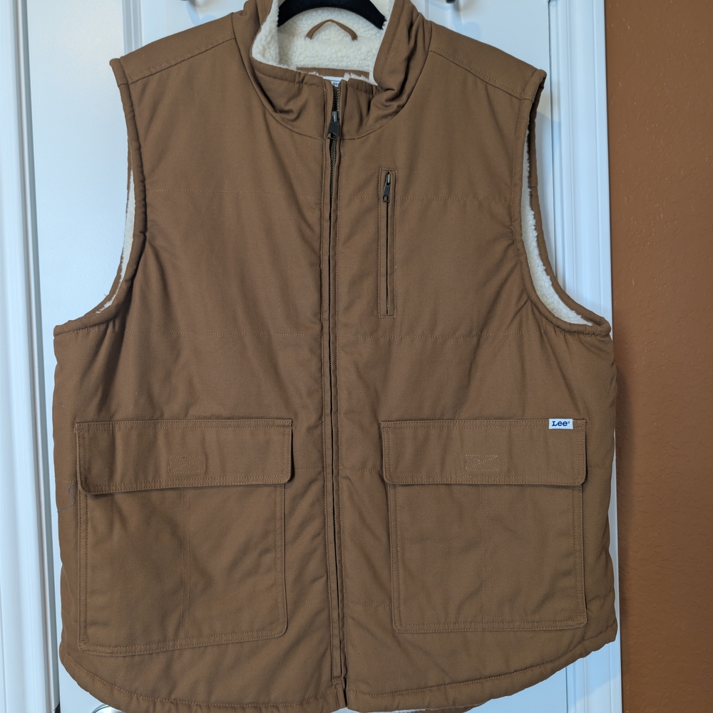 Lee Men's Brown Sherpa-Lined Work Vest